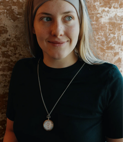 Dámske vreckové hodinky Waidzeit Perle – štýlový darček pre ženy v drevenej krabičke